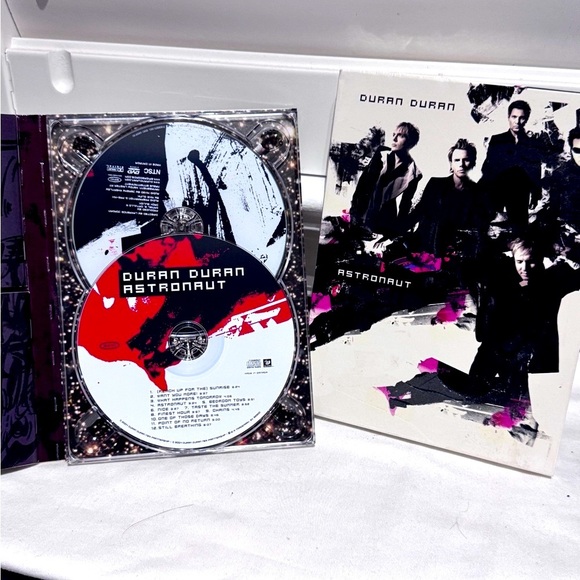 📀 Vintage 2004 Duran Duran Live Astronaut Concert DVD and CD (Two Discs) 💿 - Picture 1 of 16